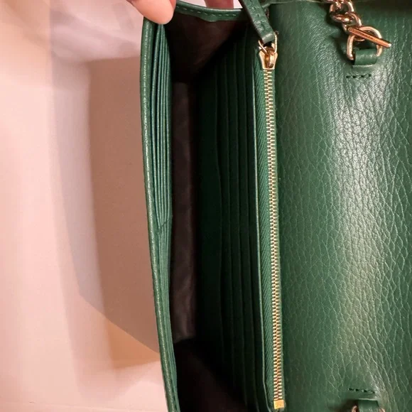 🤩SOLD🤩 Gucci Wallet on Chain - Picture 9 of 10